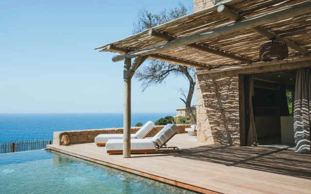 Luxury Villa a Nepita Beach Access Through the Maquis