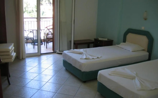 Nikas Villa Orange Apartments