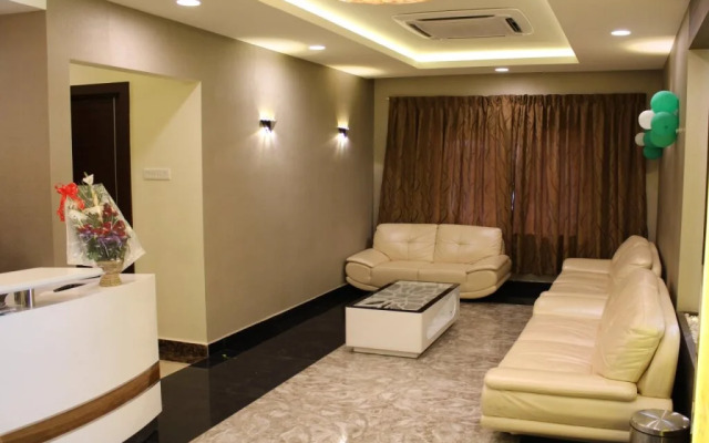 FabHotel Alreef Residency Vadaplani