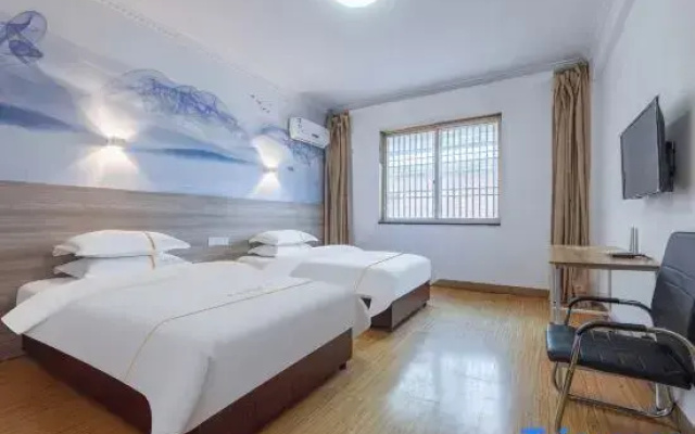 Tiantai Phoenix Holiday Hotel