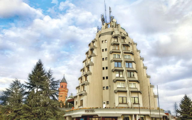 Petrus Hotel