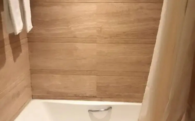 Jing An Ziyuan Service Apartment