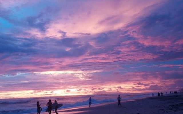 Cocobolo Guest House