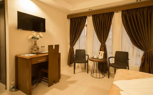 Rizmy Hotel