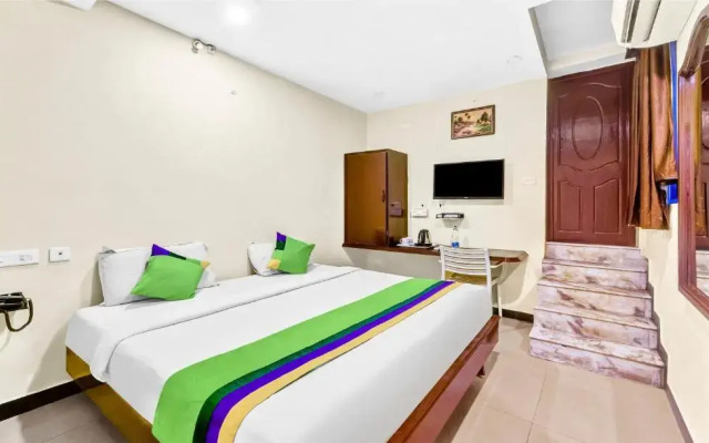 Treebo B Coral, 2 Km From Promenade Beach