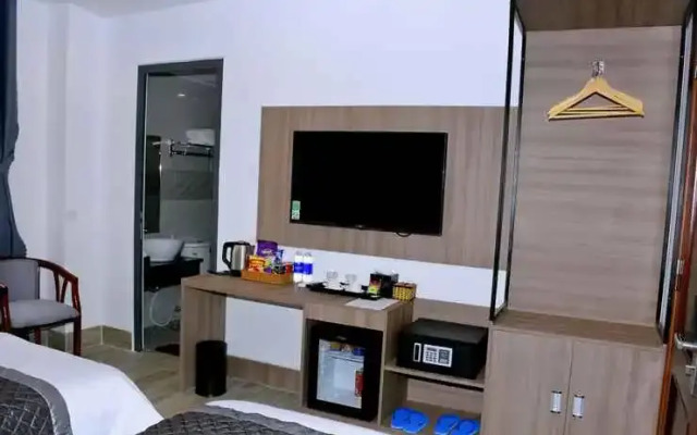 Royal Palms Hotel