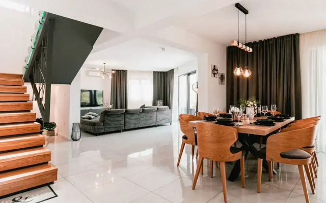 Villa Felicity B4