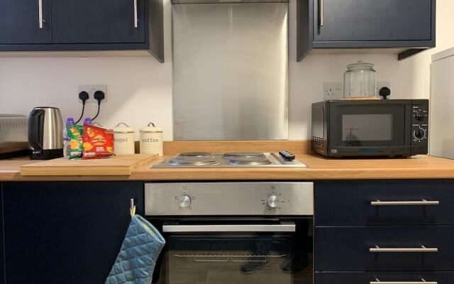 Flat 2, 3 Saville Place