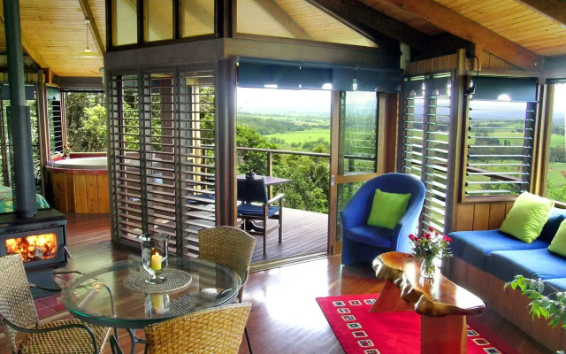 Mt Quincan Crater Retreat