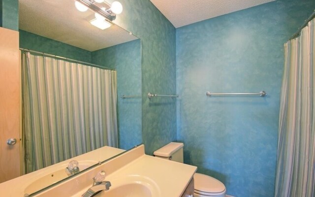 Pirate's Pride 3 Bedroom Home by RedAwning