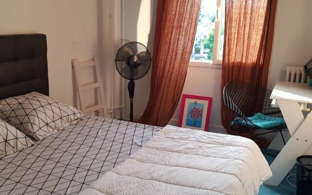 Spacious 2 Bedroom Apartment in Le Quartier Latin