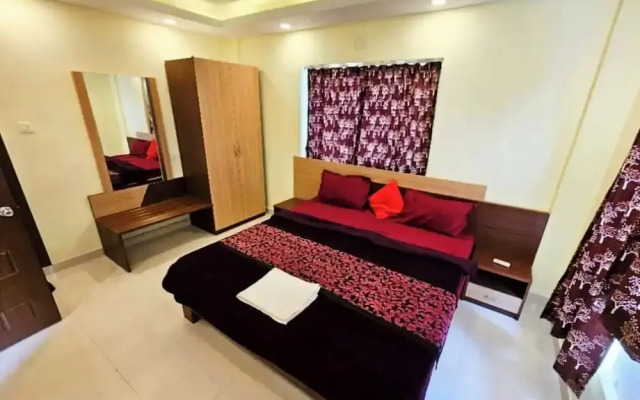 Hotel Red Stone Premium Near Sea Beach