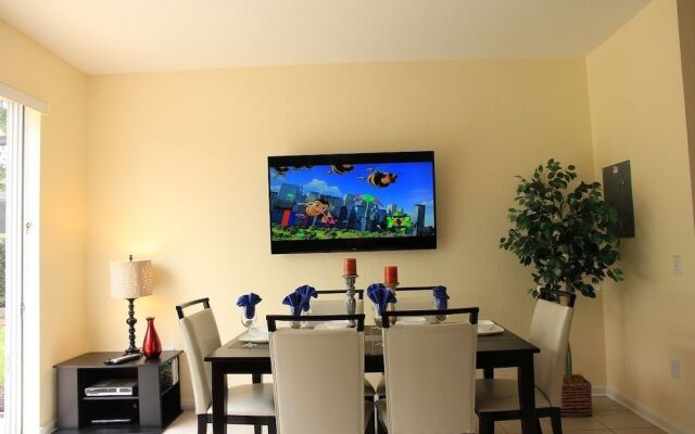 Windsor Hills Resort by Mickey Family