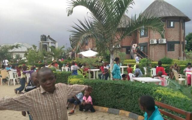 La Vista Garden Hotel