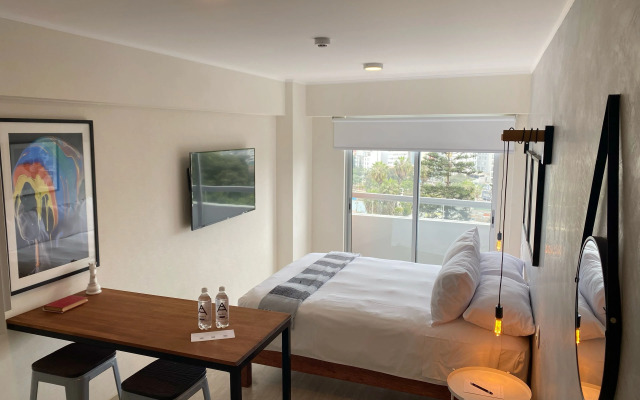 Modern Lofts in Grau Building by Wynwood-House