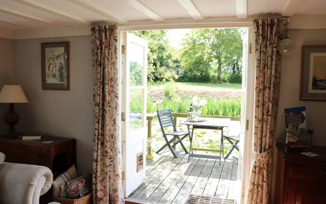 Low Farm Cottages