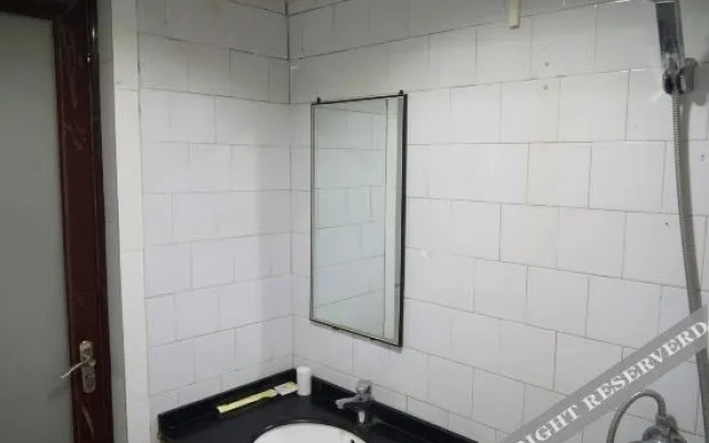 OYO Yiyang Tianhe Hotel