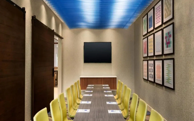 Holiday Inn Express & Suites Clear Spring by IHG