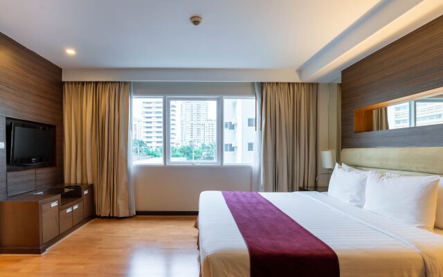 Novotel Living Bangkok Sukhumvit Legacy