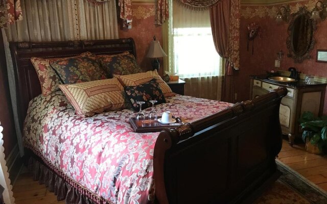 Vinifera, The Inn on Winery Row