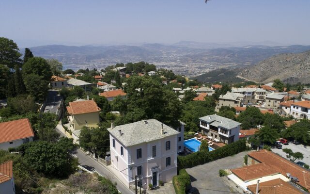 Naoumidis Guest House