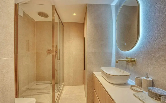 Central Historic Loft by Architect, Near Louvre