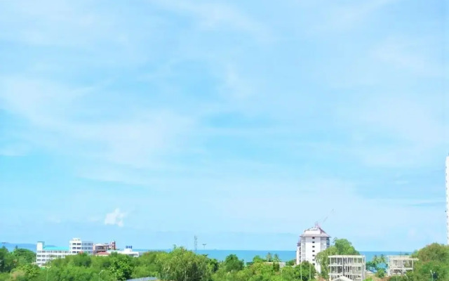Sea View Corner Condo Jomtien
