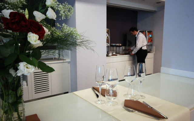 Holiday Inn Milan Nord Zara by IHG