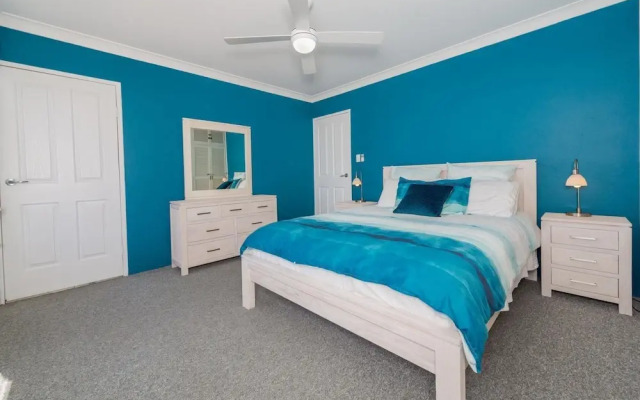 Sundeck Unit 7 - Shoal Bay