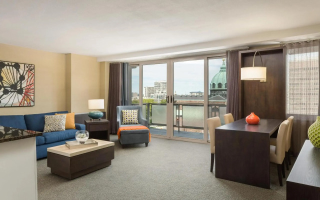 The Windsor Suites
