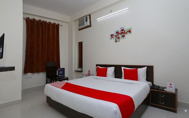 OYO 11553 Hotel Dhola Maru Residency