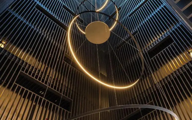 Ola Santiago Providencia, Tapestry Collection by Hilton