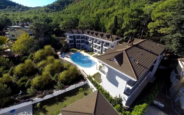 Truemar Hotels & Suites