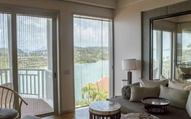 LOS CORALES VILLAS and SUITES