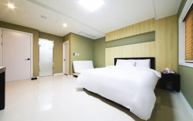 Suwon Hotel Flex