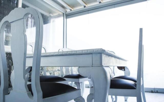 Huge villa Mykonos. Ideal for 8-12 guests