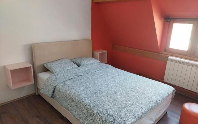 Lovely 2-bedroom condo in pedestrian zone