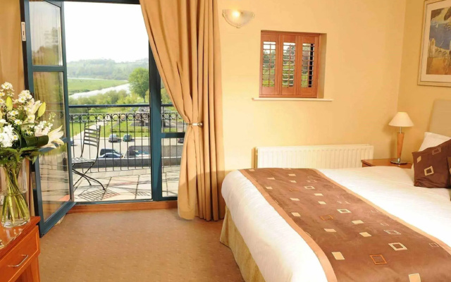 Riverside Park Hotel and Leisure Club