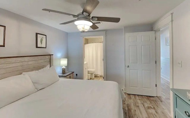 Majestic Sun #1008A by Southern Vacation Rentals