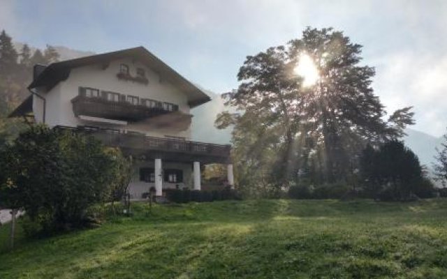 Gästehaus Villa Bergkristall