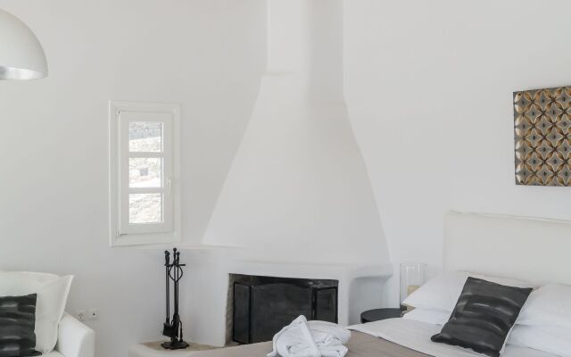 Capo Di Mykonos Resort