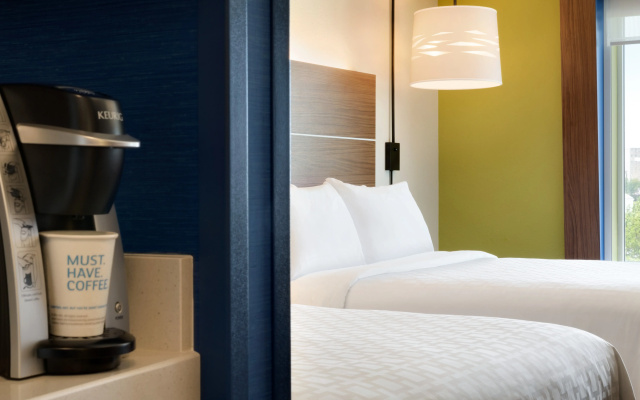 Holiday Inn Express Calhoun South by IHG