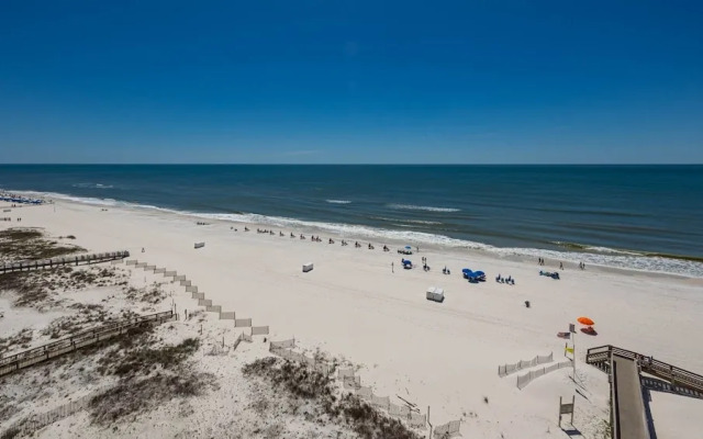 Phoenix Ix 805 3 Bedroom Condo
