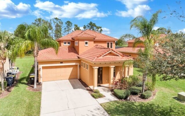 Watersong - Luxurious 5bd/4.5ba Pool Home #5wr510