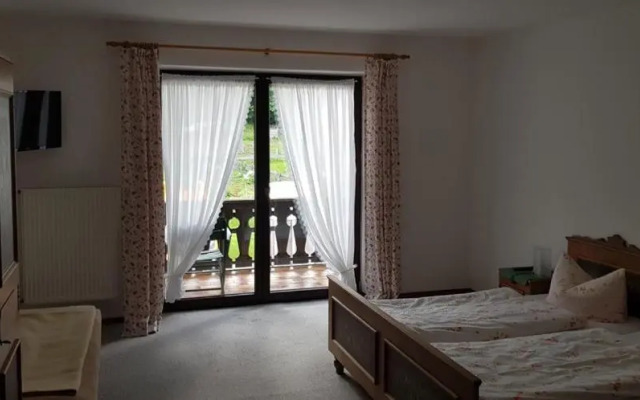 Feichten-Hof Zaiser Maria und Hubert