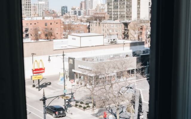 The Neighborhood Hotel - Lincoln Park