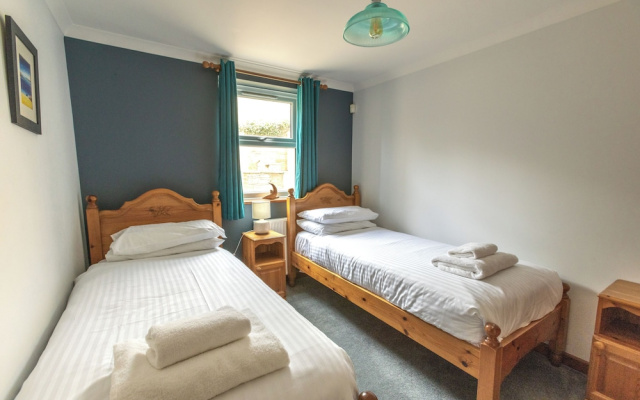 Tregurrian Villas