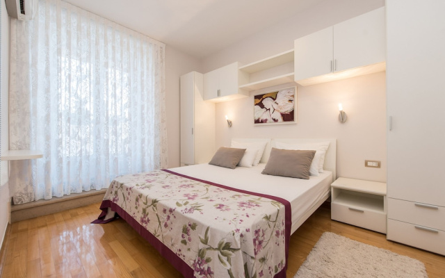 Sargas Suite 2 With sea View