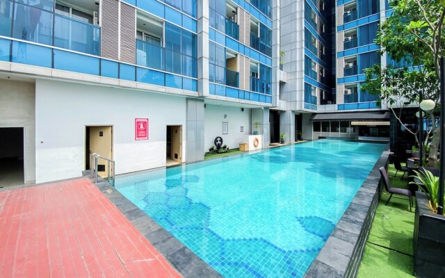 Homey And Nice Studio Tamansari The Hive Apartment