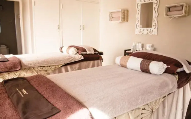 Maccauvlei On Vaal Lodge And Conference Centre